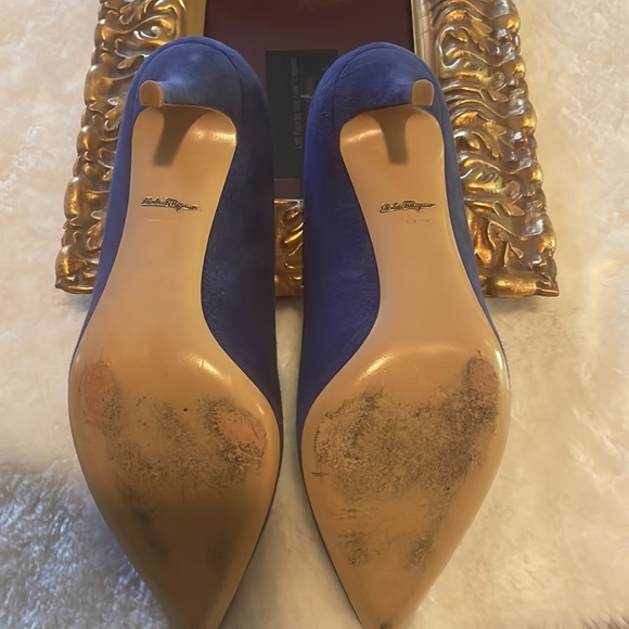 Ferragamo suede blue heels - Picture 6 of 7